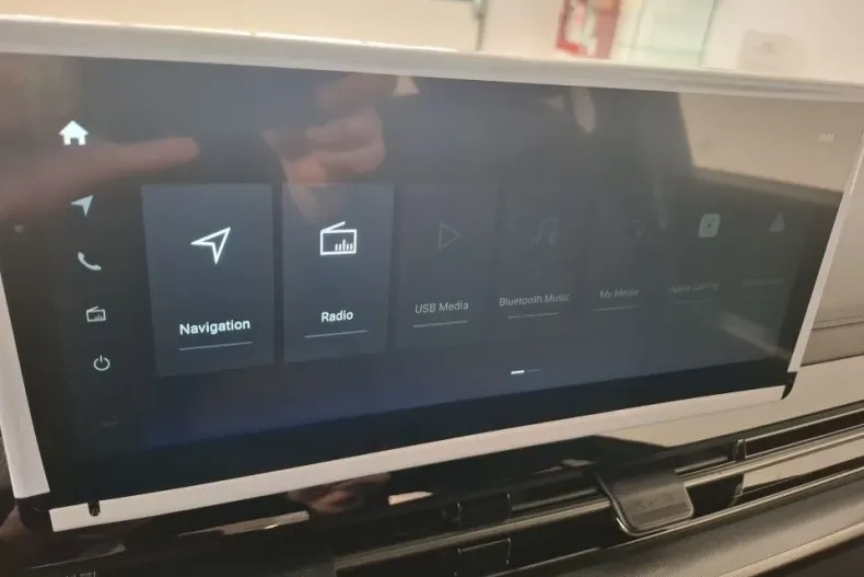 KG Mobility Musso din 2025 cu 14 km - oferta KGM158019 - foto 23