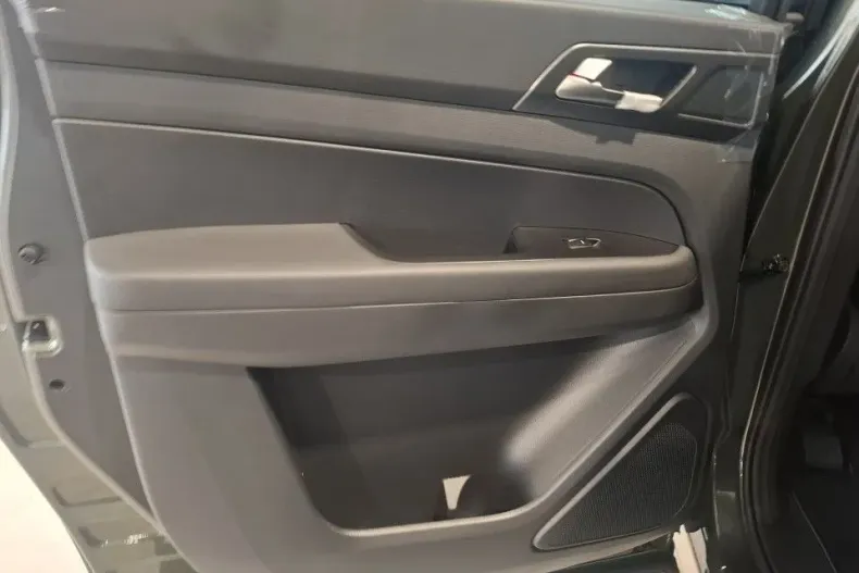 KG Mobility Musso din 2025 cu 14 km - oferta KGM158019 - foto 28