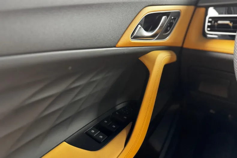 MG HS din 2024 cu 5 km - oferta MG0158027 - foto 13