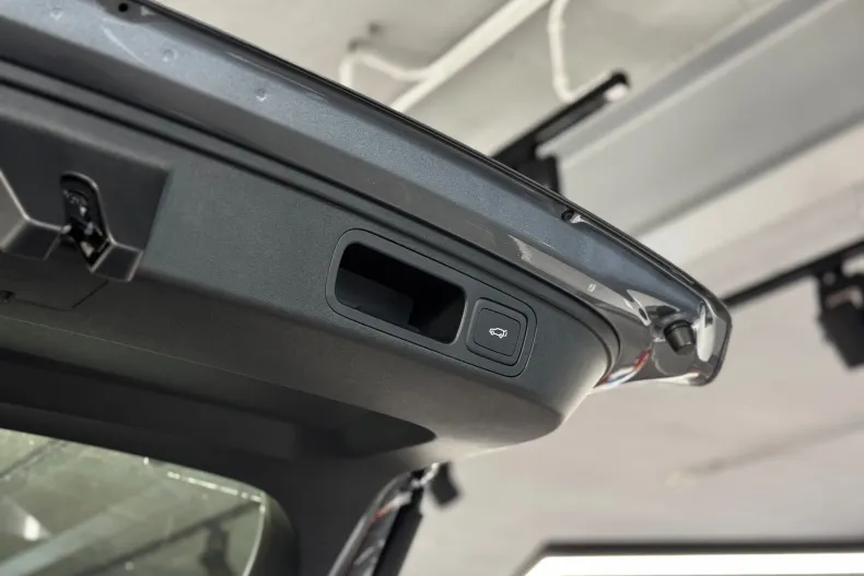 MG HS din 2024 cu 5 km - oferta MG0158027 - foto 19