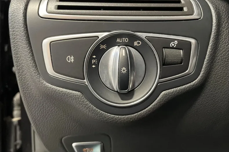 Mercedes-Benz C din 2020 cu 118.067 km - oferta MER158028 - foto 15