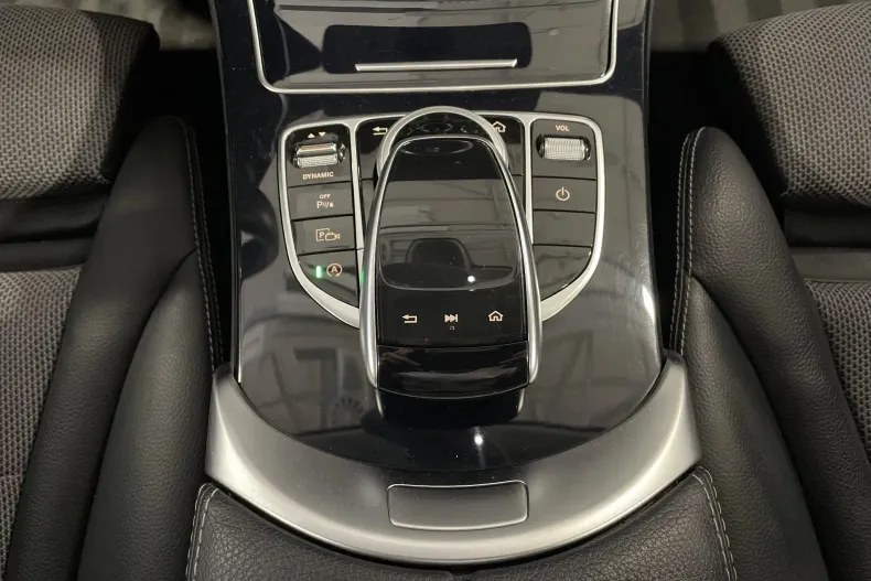 Mercedes-Benz C din 2020 cu 118.067 km - oferta MER158028 - foto 18