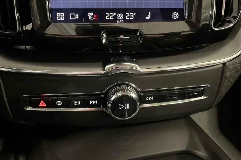 Volvo XC60 din 2022 cu 94.277 km - oferta VOL158032 - foto 17