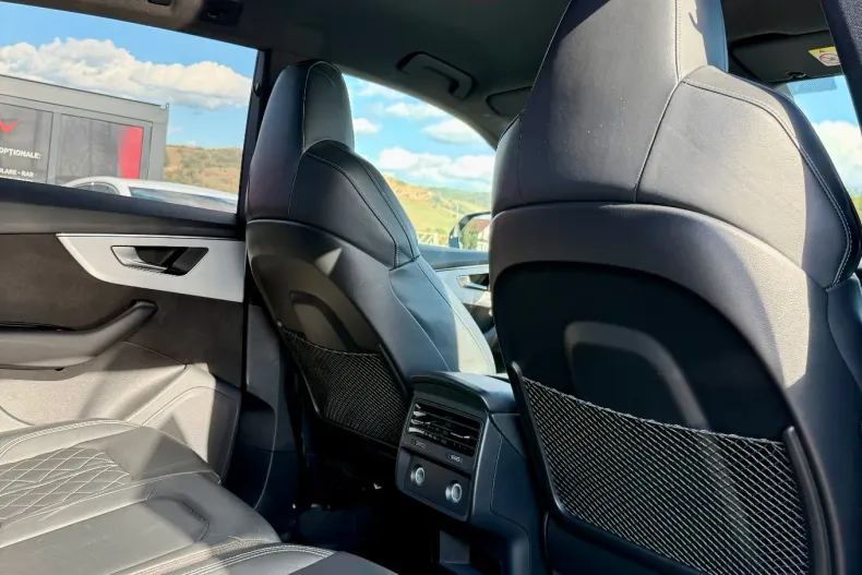 Audi Q8 din 2019 cu 142.000 km - oferta AUD158042 - foto 8