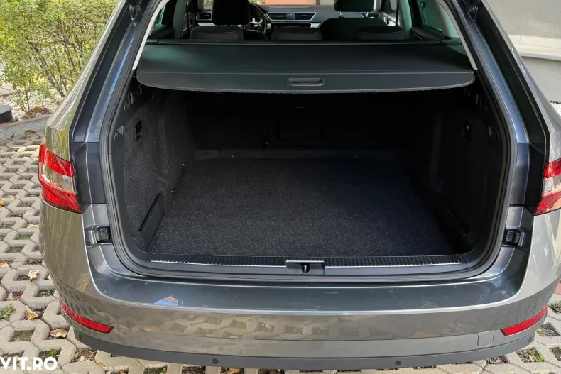 Skoda Superb din 2022 cu 174.000 km - oferta SKO158049 - foto 10