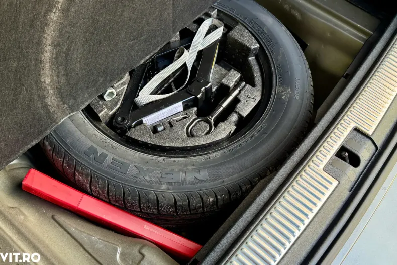 Skoda Superb din 2022 cu 174.000 km - oferta SKO158049 - foto 11