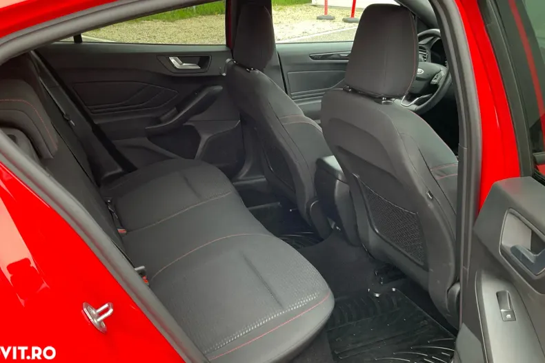 Ford Focus din 2019 cu 50.596 km - oferta FOR158058 - foto 23
