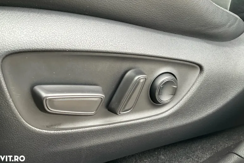 Toyota RAV4 din 2021 cu 91.230 km - oferta TOY158059 - foto 17