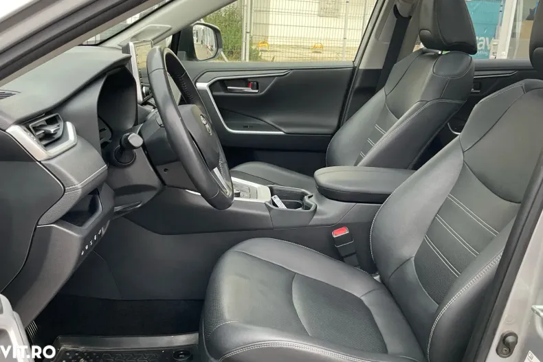 Toyota RAV4 din 2021 cu 91.230 km - oferta TOY158059 - foto 32