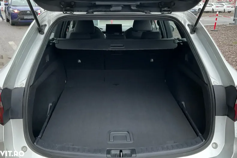 Toyota Corolla din 2023 cu 96.479 km - oferta TOY158060 - foto 12