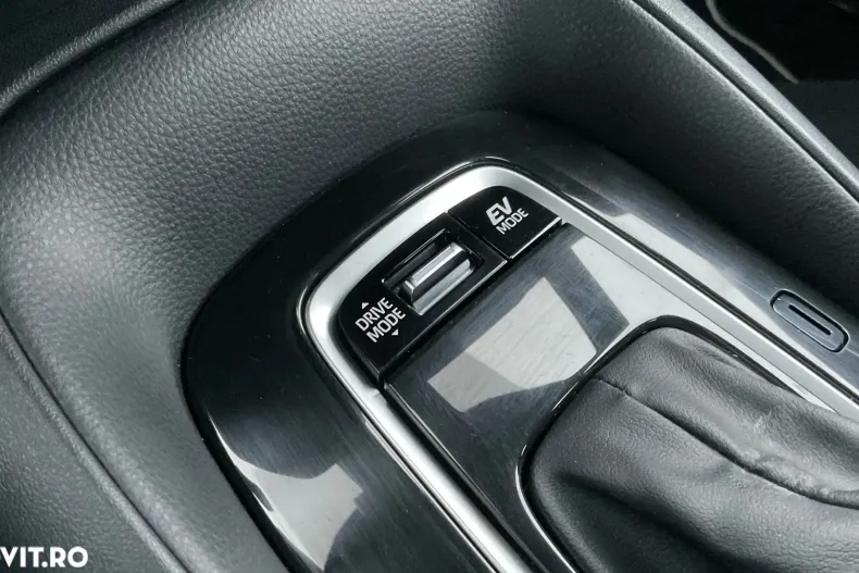 Toyota Corolla din 2023 cu 96.479 km - oferta TOY158060 - foto 32