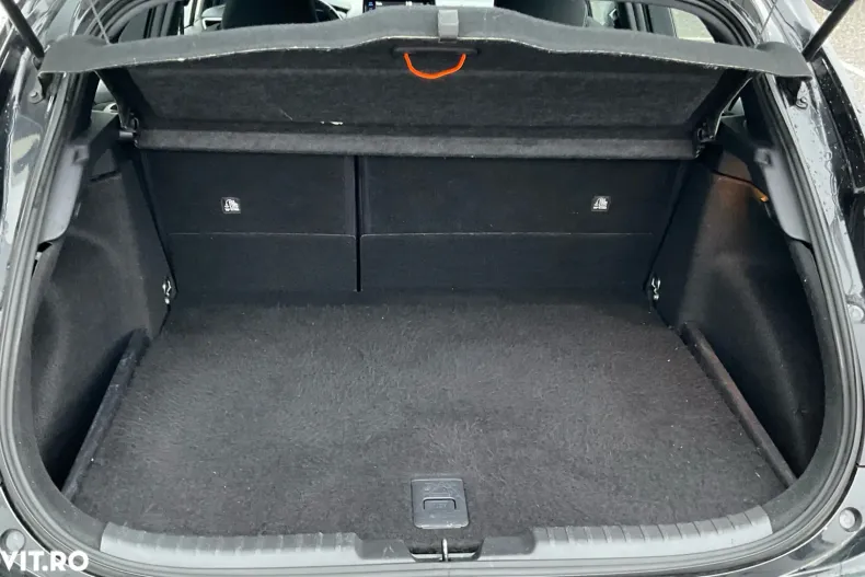 Toyota Corolla din 2020 cu 112.840 km - oferta TOY158063 - foto 33