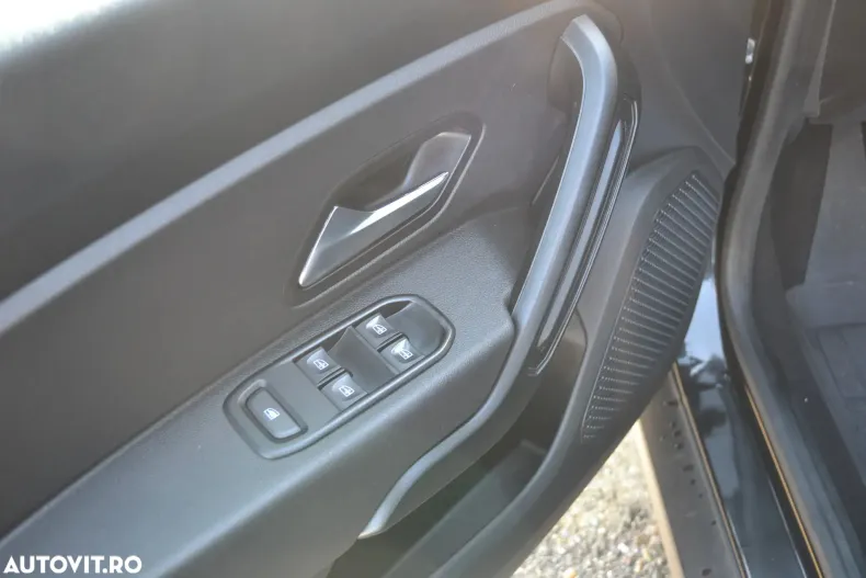 Dacia Duster din 2021 cu 159.742 km - oferta DAC158069 - foto 7