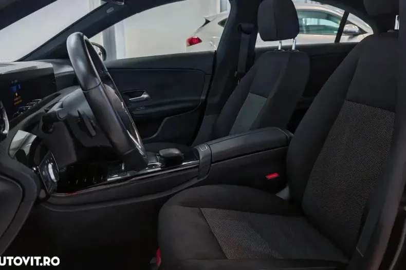 Mercedes-Benz CLA din 2020 cu 157.470 km - oferta MER158076 - foto 9