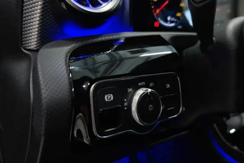 Mercedes-Benz CLA din 2020 cu 157.470 km - oferta MER158076 - foto 16