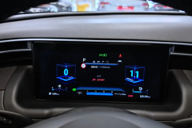 Hyundai TUCSON din 2020 cu 57.116 km - oferta HYU158079 - foto 20