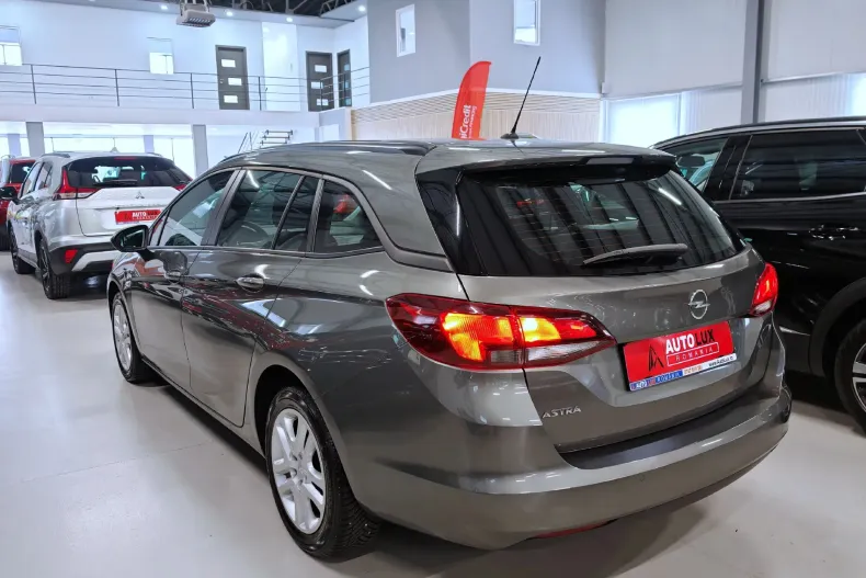 Opel Astra din 2020 cu 99.366 km - oferta OPE158080 - foto 4