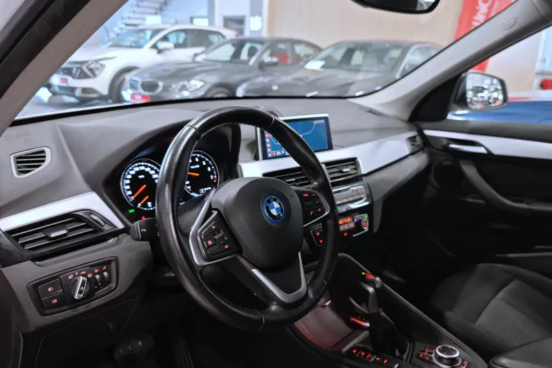 BMW X1 din 2022 cu 97.507 km - oferta BMW158084 - foto 6