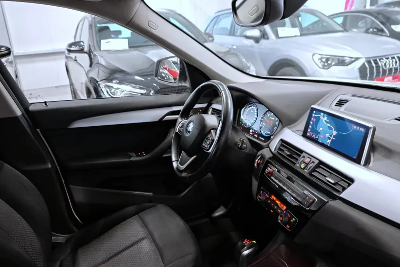 BMW X1 din 2022 cu 97.507 km - oferta BMW158084 - foto 7