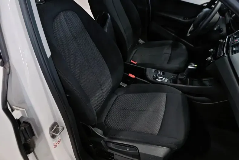 BMW X1 din 2022 cu 97.507 km - oferta BMW158084 - foto 8