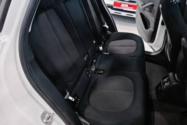 BMW X1 din 2022 cu 97.507 km - oferta BMW158084 - foto 14