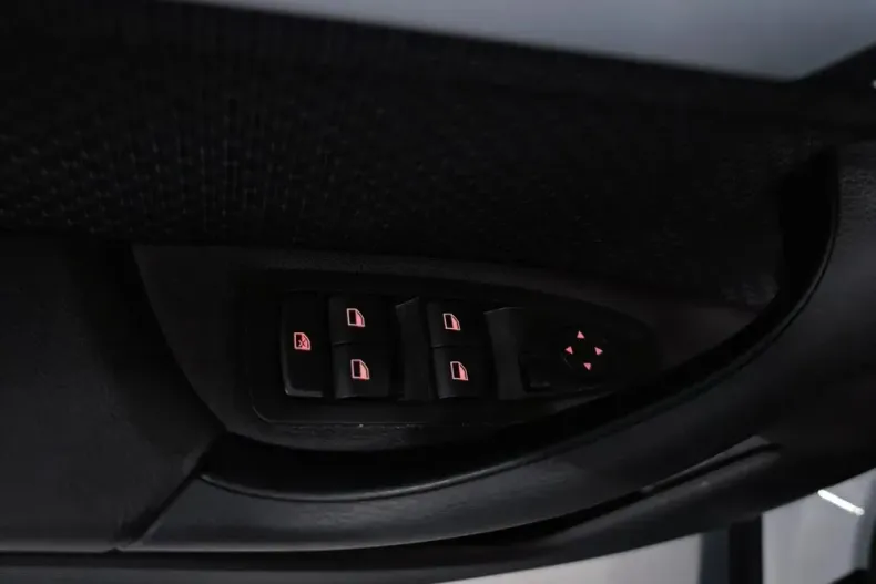 BMW X1 din 2022 cu 97.507 km - oferta BMW158084 - foto 15