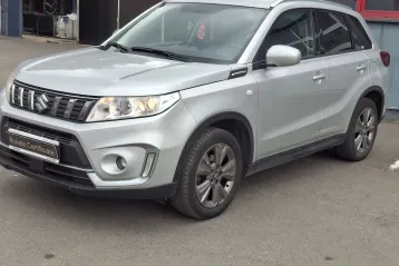 Suzuki Vitara din 2019 - oferta SUZ158086