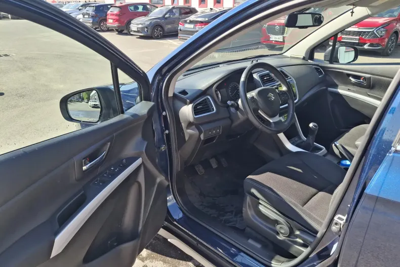 Suzuki SX4 din 2019 cu 45.025 km - oferta SUZ158088 - foto 11