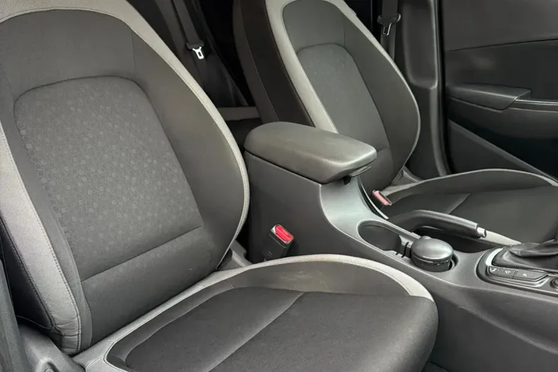 Hyundai KONA din 2020 cu 75.000 km - oferta HYU158089 - foto 13