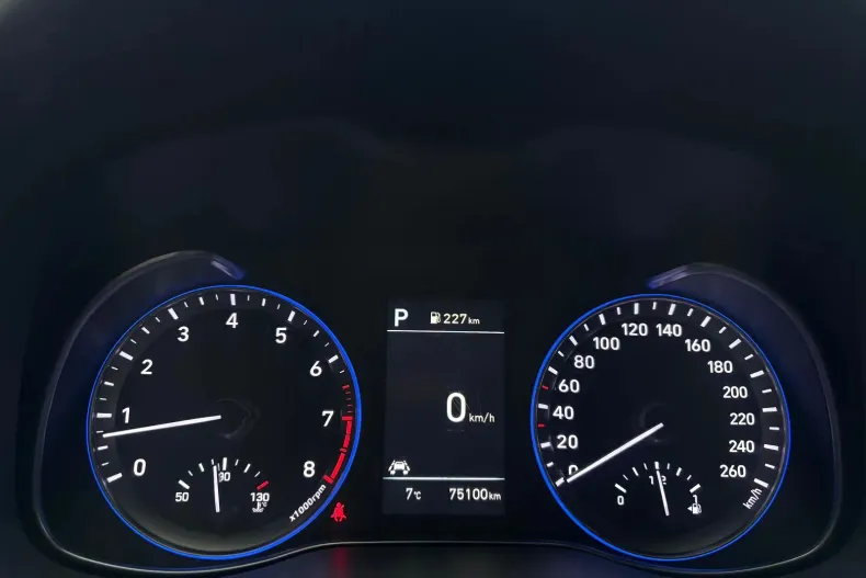 Hyundai KONA din 2020 cu 75.000 km - oferta HYU158089 - foto 15