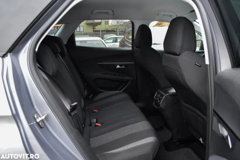 Peugeot 3008 din 2019 cu 147.818 km - oferta PEU158091 - foto 16