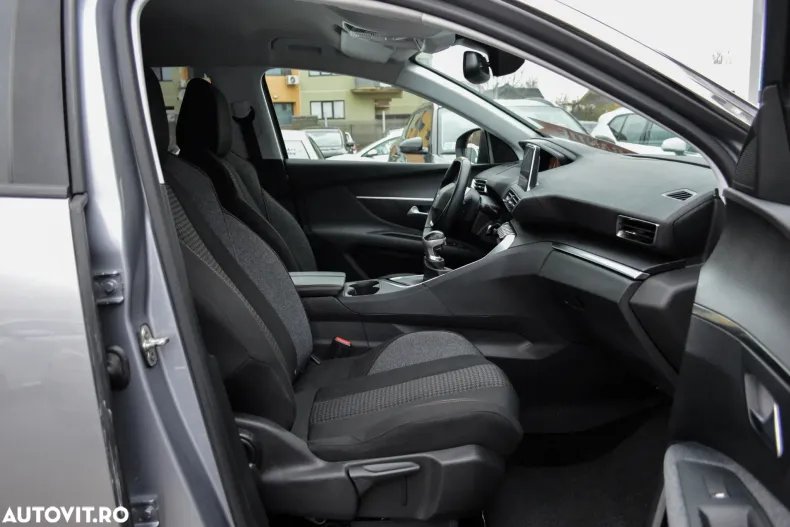 Peugeot 3008 din 2019 cu 147.818 km - oferta PEU158091 - foto 17