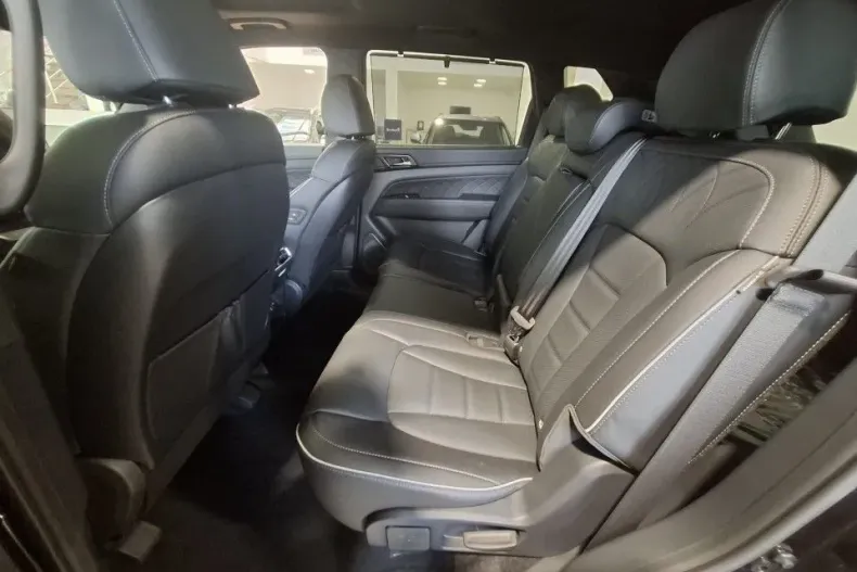 KG Mobility Rexton din 2025 cu 1 km - oferta KGM158093 - foto 13