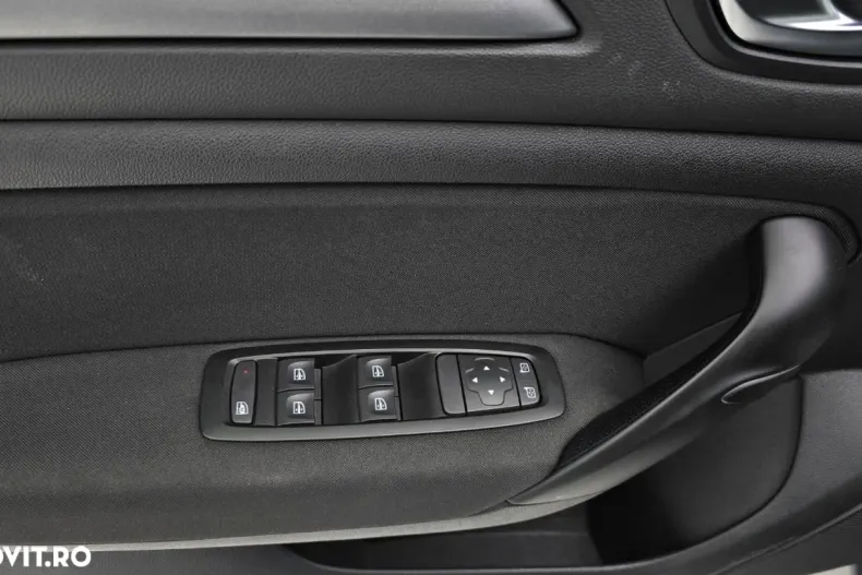 Renault Megane din 2022 cu 83.820 km - oferta REN158115 - foto 11
