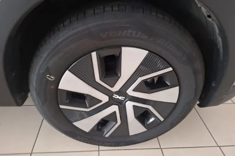 Dacia Sandero Stepway din 2025 cu 500 km - oferta DAC158117 - foto 6