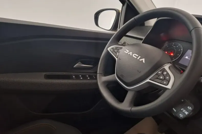 Dacia Sandero Stepway din 2025 cu 500 km - oferta DAC158117 - foto 17