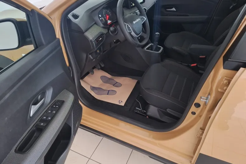 Dacia Sandero Stepway din 2025 cu 500 km - oferta DAC158117 - foto 25