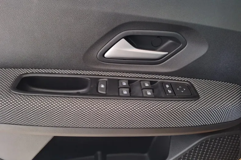 Dacia Sandero Stepway din 2025 cu 500 km - oferta DAC158117 - foto 28