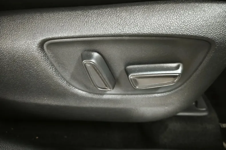 Toyota Highlander din 2021 cu 134.000 km - oferta TOY158118 - foto 19