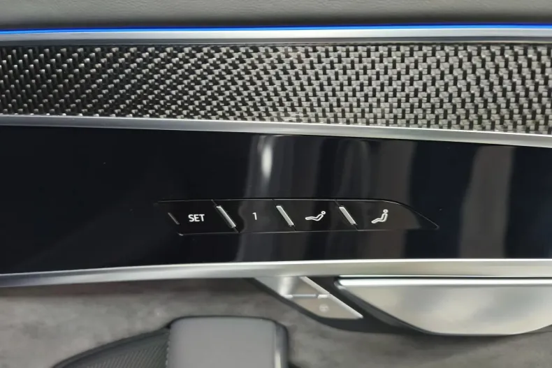 Audi S8 din 2020 cu 76.000 km - oferta AUD158119 - foto 26