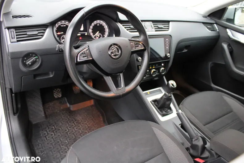 Skoda Octavia din 2020 cu 52.578 km - oferta SKO158123 - foto 11
