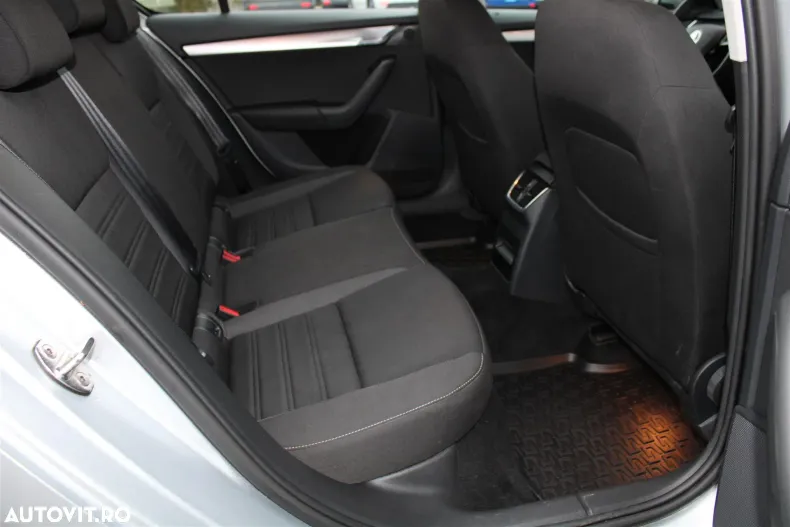 Skoda Octavia din 2020 cu 52.578 km - oferta SKO158123 - foto 13