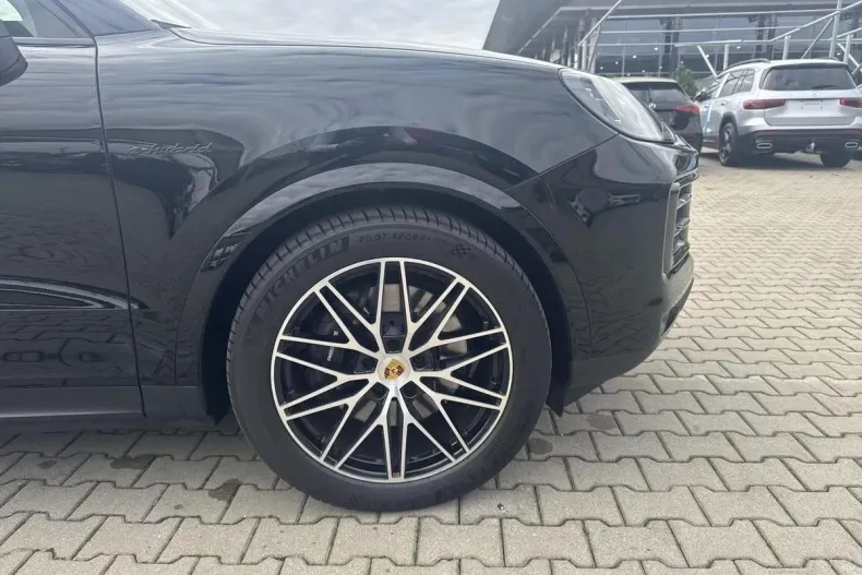 Porsche Cayenne din 2024 cu 16.536 km - oferta POR158130 - foto 15