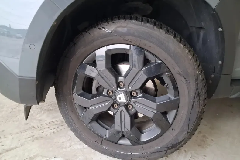 Dacia Duster din 2022 cu 136.975 km - oferta DAC158134 - foto 4