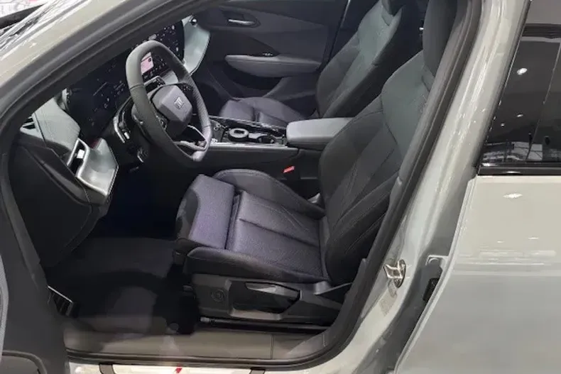 Audi Q3 din 2025 cu 1 km - oferta AUD158135 - foto 6