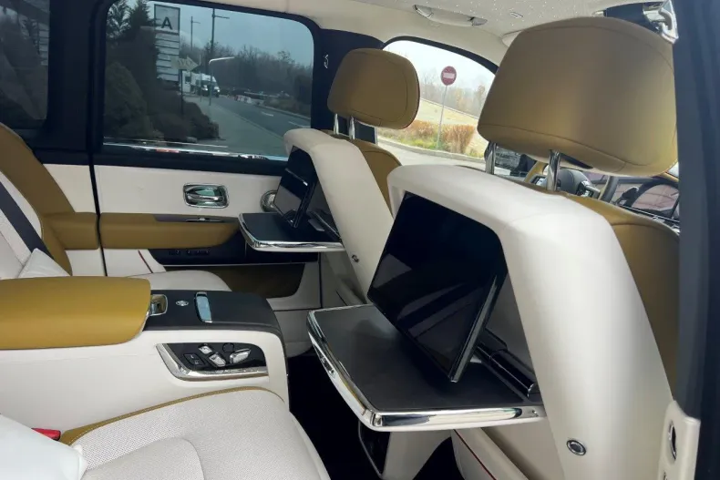 Rolls-Royce Cullinan din 2024 cu 3.000 km - oferta ROL158138 - foto 9