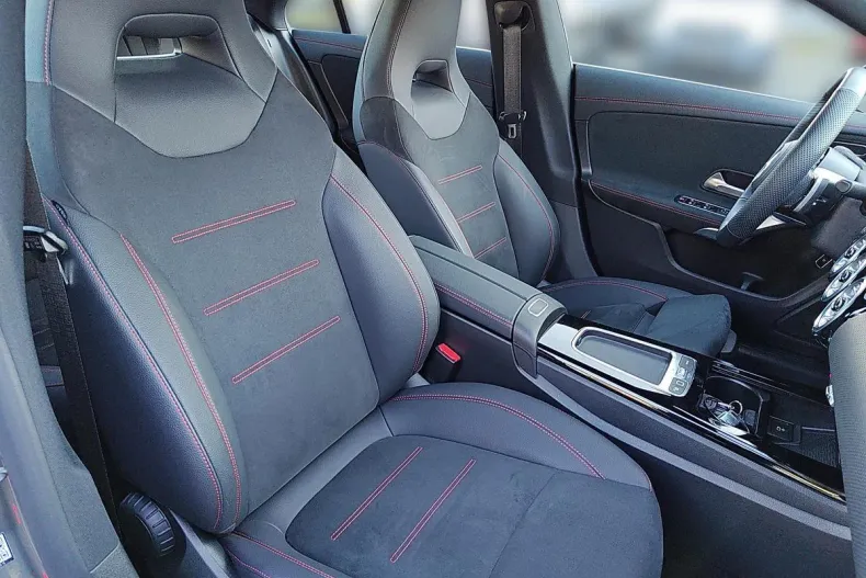 Mercedes-Benz CLA din 2024 cu 26.500 km - oferta MER158139 - foto 9