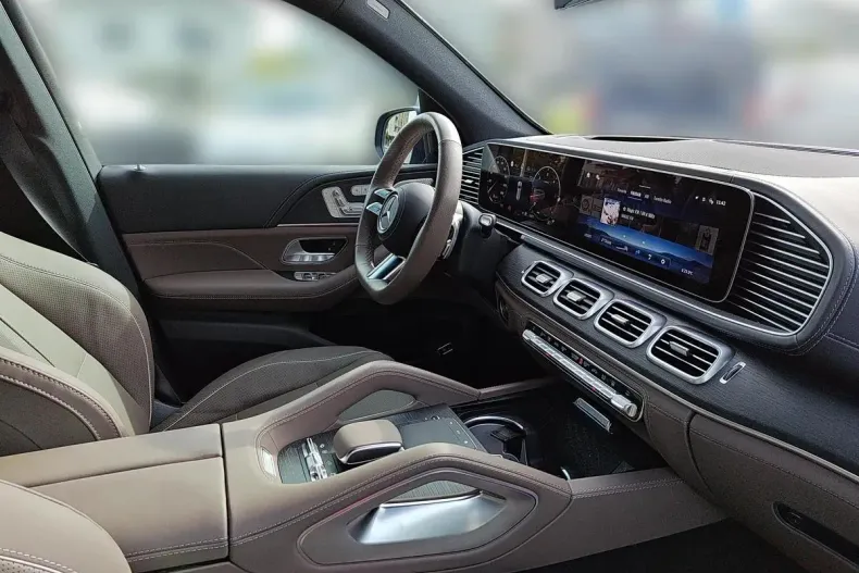 Mercedes-Benz GLS din 2025 cu 6.900 km - oferta MER158141 - foto 9