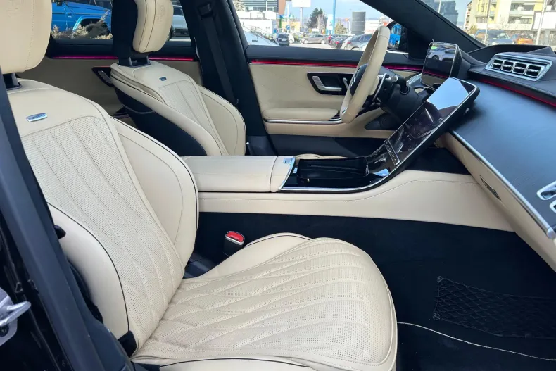 Mercedes-Benz S 63 AMG din 2024 cu 16.500 km - oferta MER158142 - foto 33