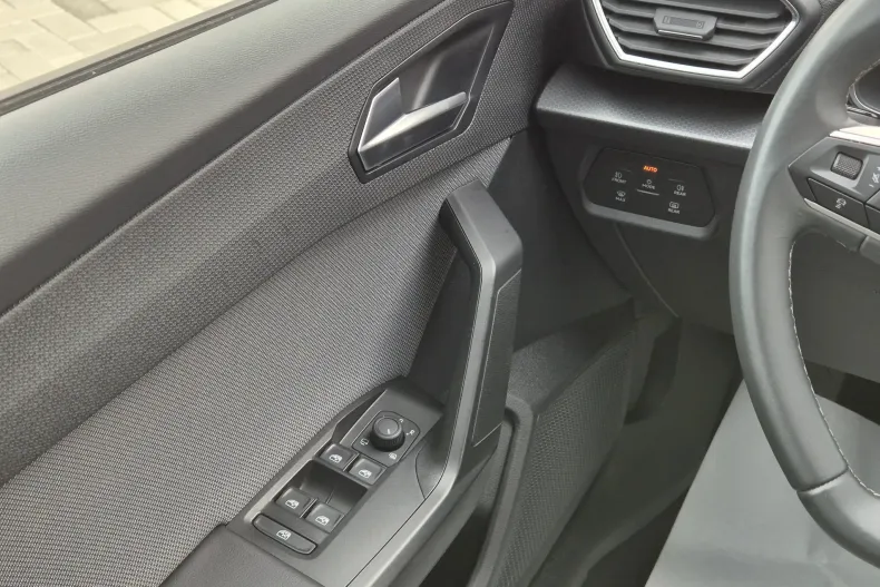 Seat Leon din 2024 cu 37.809 km - oferta SEA158156 - foto 15